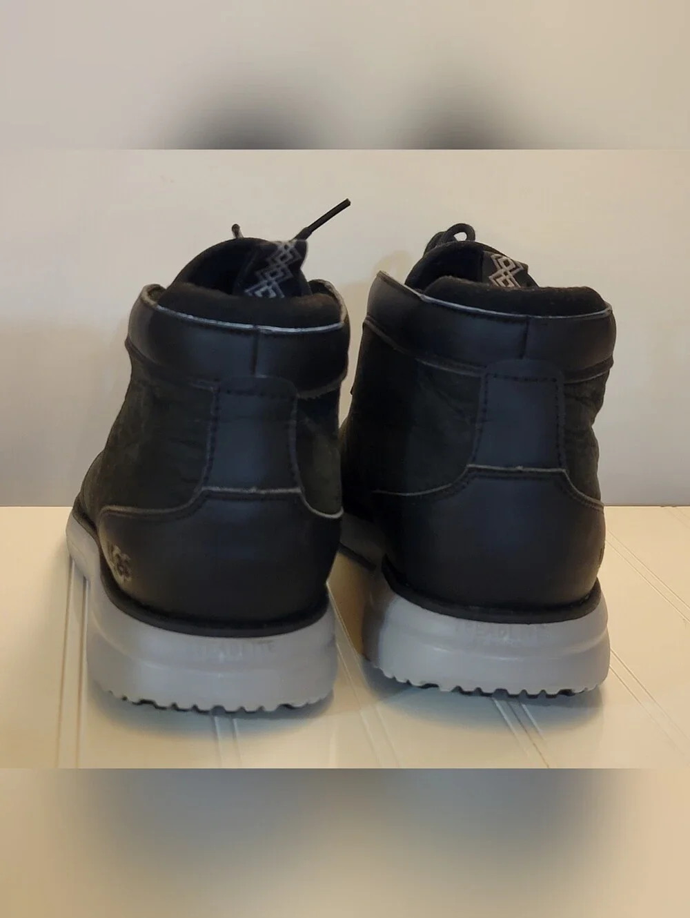 UGG Union Chukka Boots Black Waterproof Leather Treadlite 1104976 Size 12 Men's